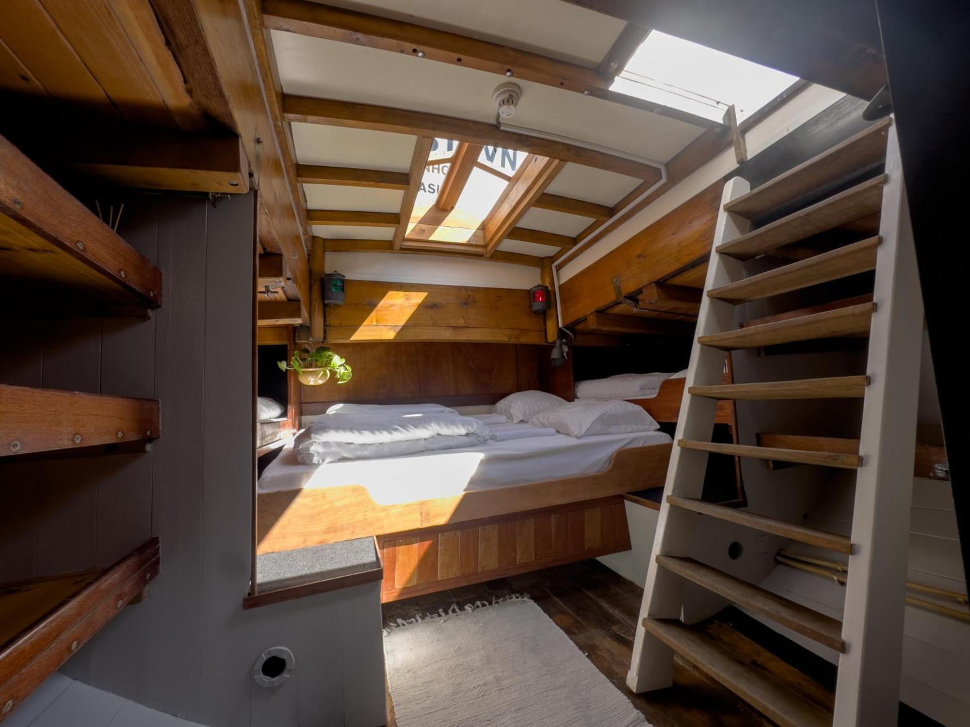 Varra Water - Unique Boat Accomodation - Bornholm - Fjaelstavn Neksø Екстериор снимка