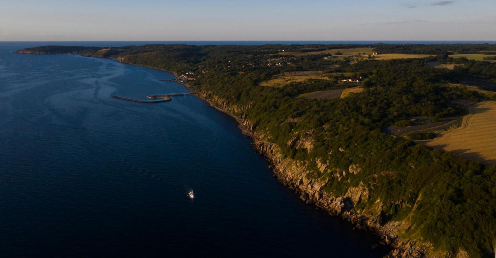 Varra Water - Unique Boat Accomodation - Bornholm - Fjaelstavn Neksø Екстериор снимка